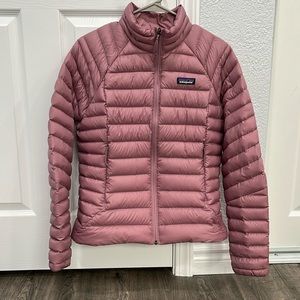 Patagonia Down Sweater Women’s Size Small NWT.